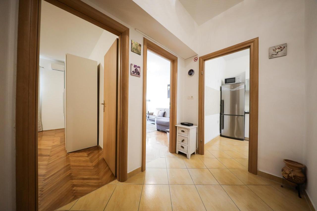 Apartmán Zara City Center Exteriér fotografie